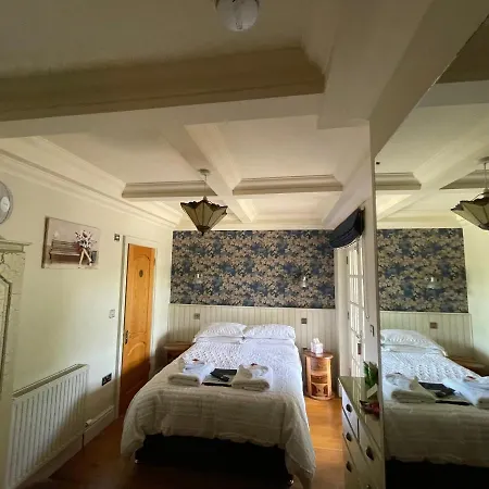 Bradleigh Bed & Breakfast