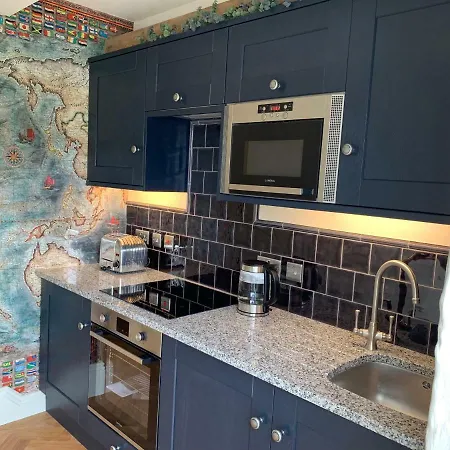 Bradleigh Bed & Breakfast 3*